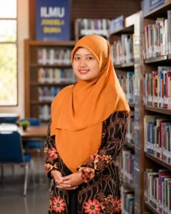 Dr. Trisnawati, M.Pd
