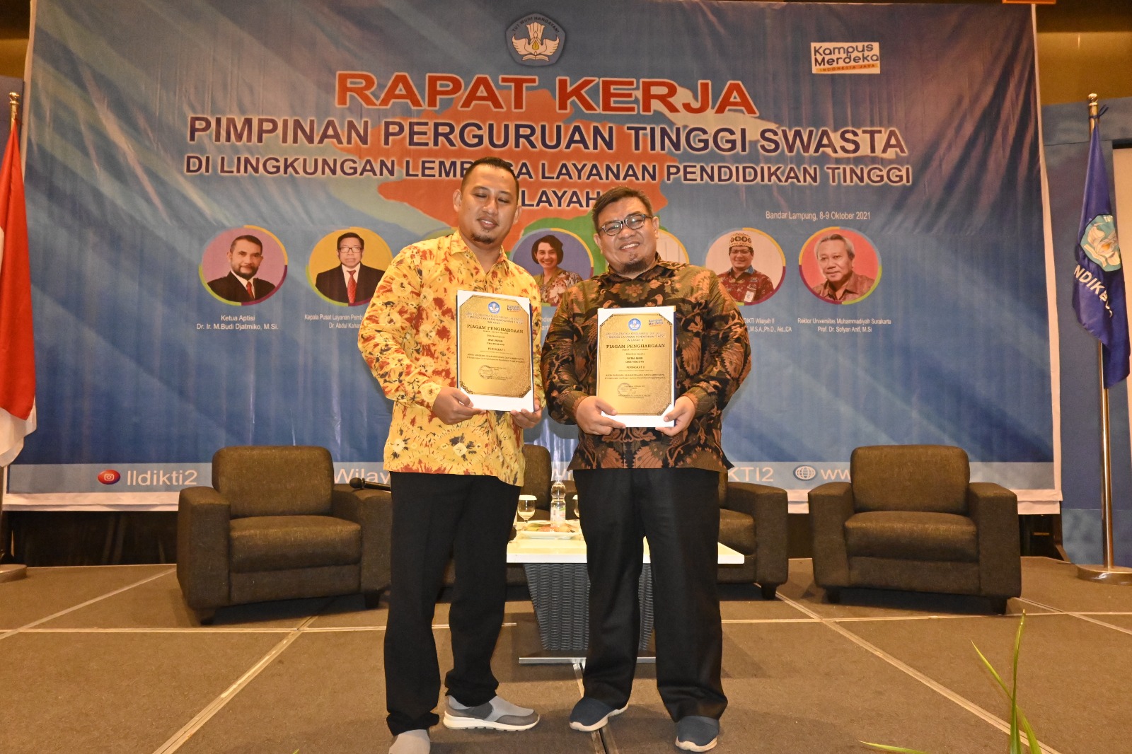 Atas Penghargaan Kategori Dosen Skor Sinta Tertinggi